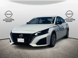 Nissan Altima 2025 2.5 S 4dr Sedán