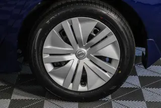 Nissan LEAF 2025 S 4 puertas Hatchback