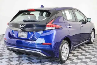 Nissan LEAF 2025 S 4 puertas Hatchback