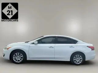 Nissan Altima 2015 2.5 4dr Sedán