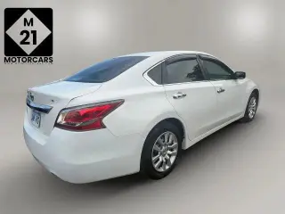 Nissan Altima 2015 2.5 4dr Sedán