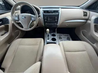 Nissan Altima 2015 2.5 4dr Sedán