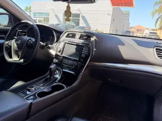 Nissan Maxima 2022 3.5 SV 4dr Sedán
