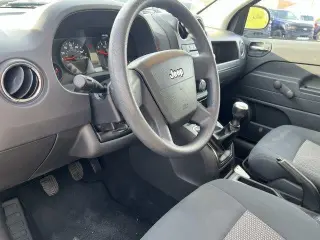 Jeep Compass 2010 Latitude 4 SUV