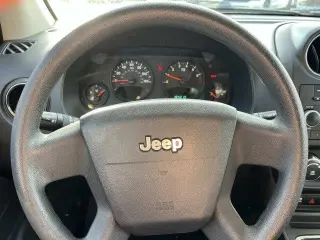 Jeep Compass 2010 Latitude 4 SUV