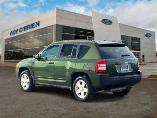 Jeep Compass 2010 Latitude 4 SUV