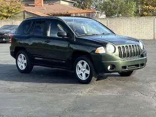 Jeep Compass 2010 Latitude 4 SUV