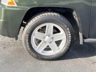 Jeep Compass 2010 Latitude 4 SUV