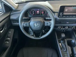 Honda Accord 2025 LX 4dr Sedán