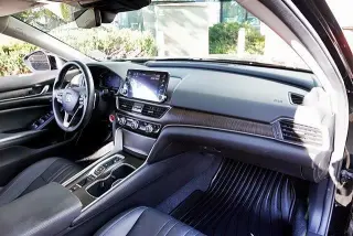 Honda Accord 2022 Touring 4dr Sedán