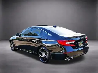 Honda Accord 2022 Touring 4dr Sedán