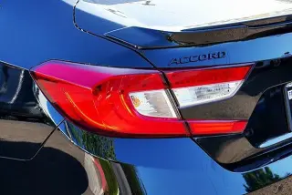 Honda Accord 2022 Touring 4dr Sedán