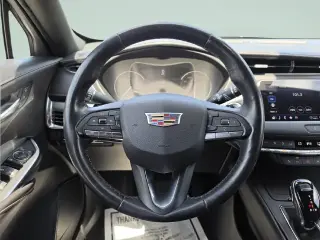 Cadillac XT4 2023 4x4 Premium Luxury 4dr Crossover