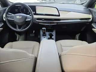 Cadillac XT4 2024 Luxury 4 puertas Crossover