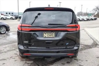 2022 Chrysler Pacifica