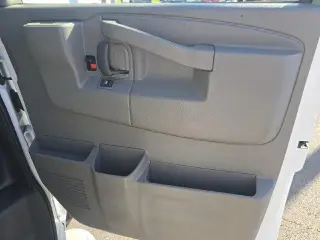 GMC Savana 2025 2500 3dr Cargo Van
