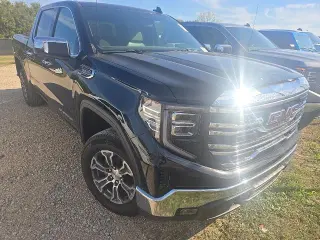 GMC Sierra 1500 2026 4x4 SLT 4dr Crew Cab 6.6 ft. SB