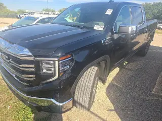 GMC Sierra 1500 2026 4x4 SLT 4dr Crew Cab 6.6 ft. SB