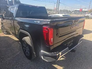 GMC Sierra 1500 2026 4x4 SLT 4dr Crew Cab 6.6 ft. SB