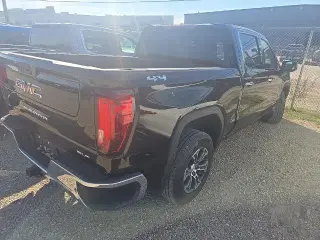 GMC Sierra 1500 2026 4x4 SLT 4dr Crew Cab 6.6 ft. SB