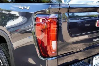 GMC Sierra 1500 2025 4x4 SLT 4dr Crew Cab 5.8 ft. SB