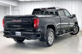 GMC Sierra 1500 2019 4x4 Denali 4dr Crew Cab 5.8 ft. SB
