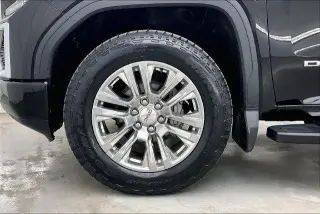 GMC Sierra 1500 2019 4x4 Denali 4dr Crew Cab 5.8 ft. SB