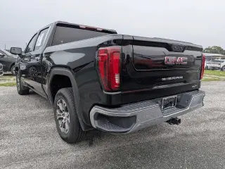 GMC Sierra 1500 2025 4x2 SLT 4dr Crew Cab 5.8 ft. SB