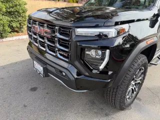 GMC Canyon 2025 4x4 AT4 4dr Crew Cab 5 ft. SB