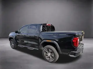 GMC Canyon 2025 4x4 AT4 4dr Crew Cab 5 ft. SB