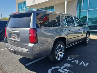 Chevrolet Suburban 2018 4x4 Premier 4dr SUV