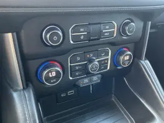 Chevrolet Tahoe 2023 4x2 LS 4dr SUV