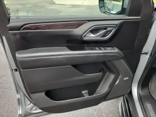 Chevrolet Suburban 2024 4x2 LT 4 SUV