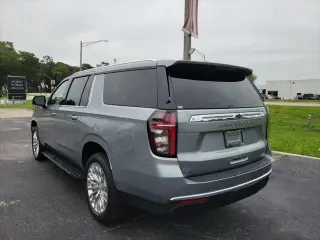 Chevrolet Suburban 2024 4x2 LT 4 SUV