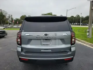 Chevrolet Suburban 2024 4x2 LT 4 SUV