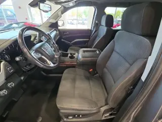 GMC Yukon 2020 4x4 SLE 4puerta SUV