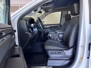 Chevrolet Silverado 1500 2023 4x4 LT Cabina Doble 4 puertas 6.6 pies SB con 2FL