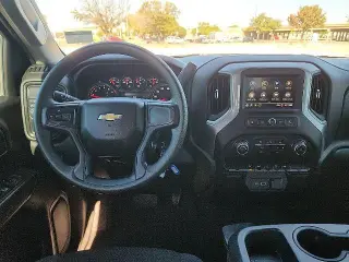 Chevrolet Silverado 1500 Limited 2022 4x2 Custom 4dr Crew Cab 5.8 ft. SB