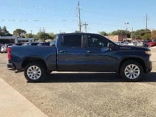Chevrolet Silverado 1500 Limited 2022 4x2 Custom 4dr Crew Cab 5.8 ft. SB