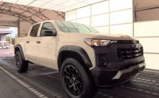 Chevrolet Colorado 2026 4x4 Trail Boss 4dr Crew Cab 5 ft. SB
