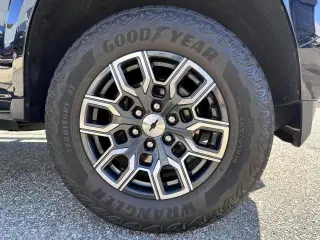 Chevrolet Colorado 2023 4x4 Z71 4dr Crew Cab 5 ft. SB