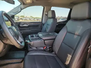 Chevrolet Silverado 1500 2026 4x4 LT 4 puertas cabina completa 6.6 ft. SB