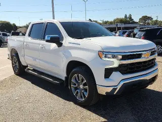 Chevrolet Silverado 1500 2026 4x4 LT 4 puertas cabina completa 6.6 ft. SB
