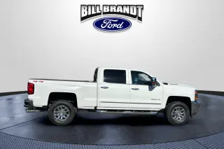Chevrolet Silverado 2500HD 2019 4x4 LTZ 4dr Crew Cab SB