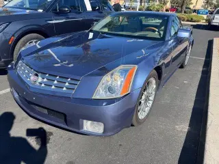 Cadillac XLR 2005 2 Roadster