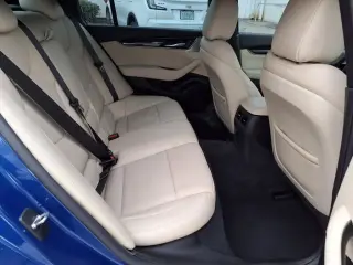 Cadillac CT5 2023 Premium Luxury Sedán 4 puertas