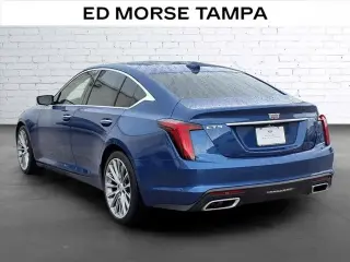 Cadillac CT5 2023 Premium Luxury Sedán 4 puertas