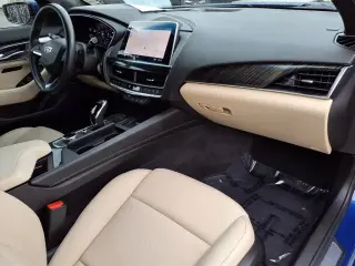 Cadillac CT5 2023 Premium Luxury Sedán 4 puertas