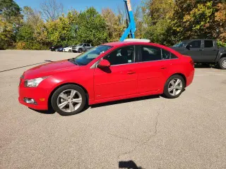 Chevrolet Cruze 2013 2LT Auto Sedán 4 puertas con 1SH