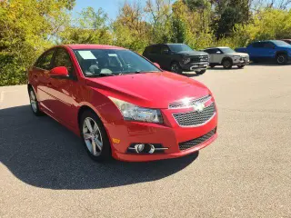 Chevrolet Cruze 2013 2LT Auto Sedán 4 puertas con 1SH